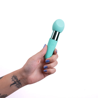 Maia Rina Teal