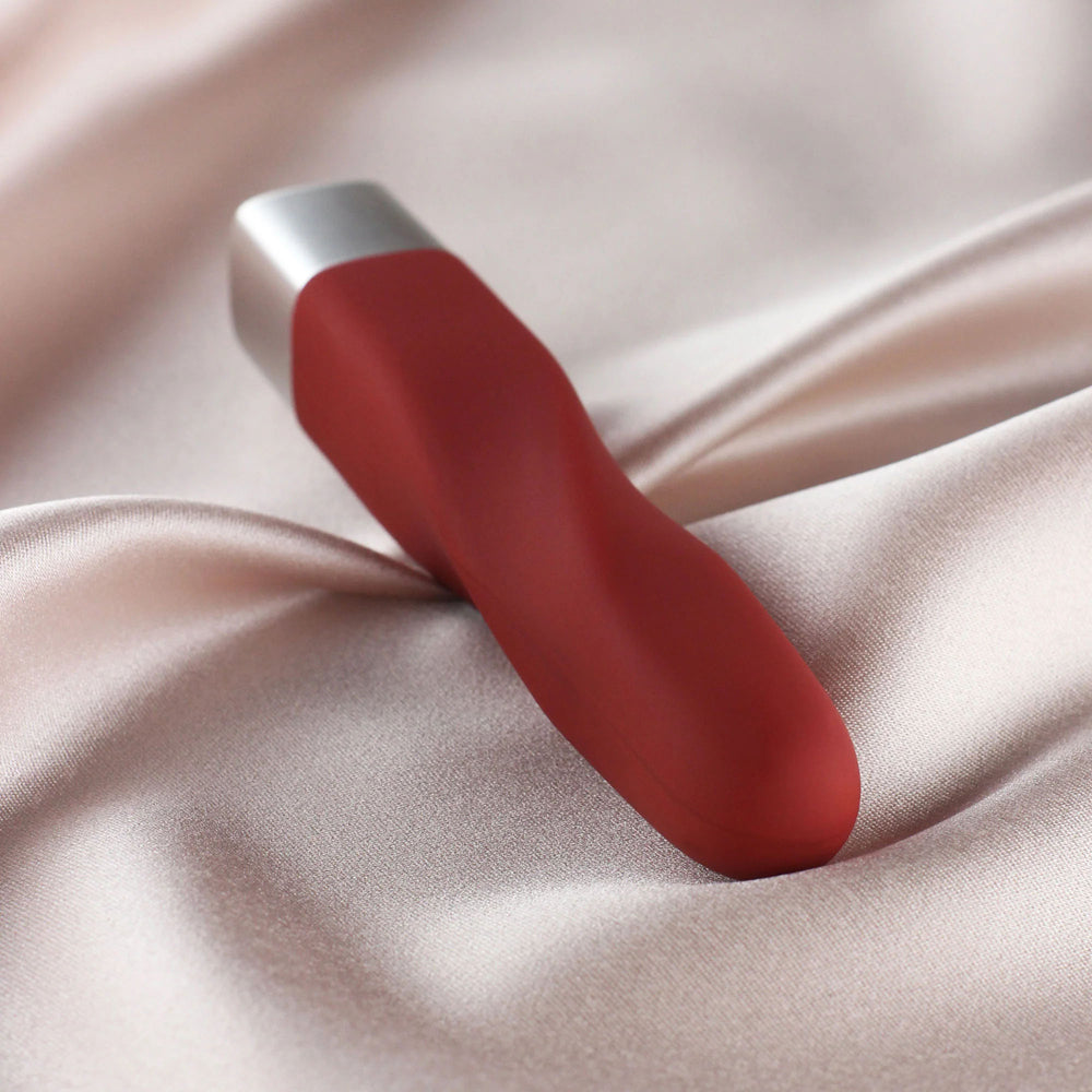 Layla 10 Modes Silicone Twist Bullet Vibrator Red