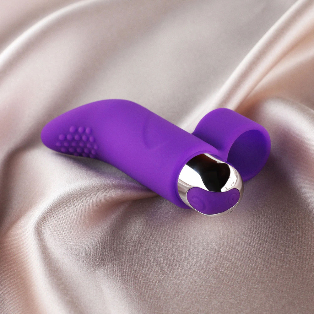 Brook 10 Modes Bullet Vibrator With Finger Accessorie Black